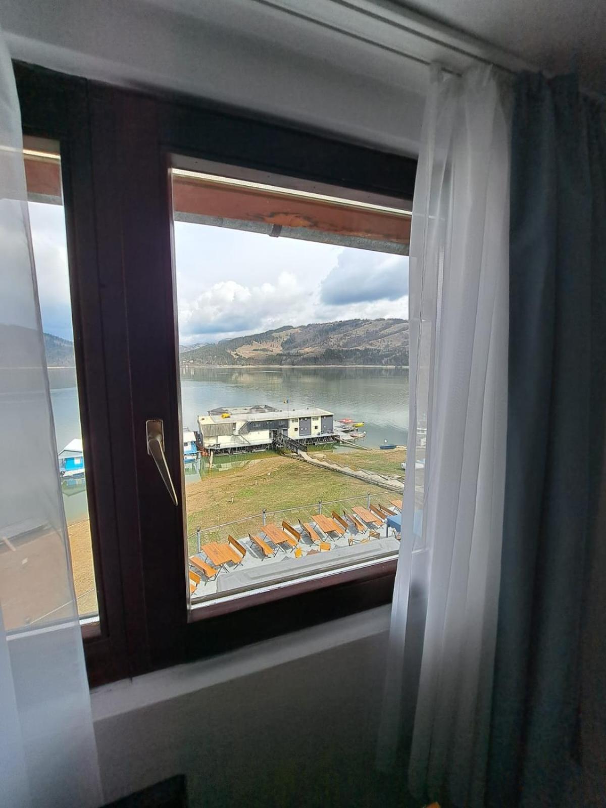 Hotel Pescarus Port Bicaz Exterior foto