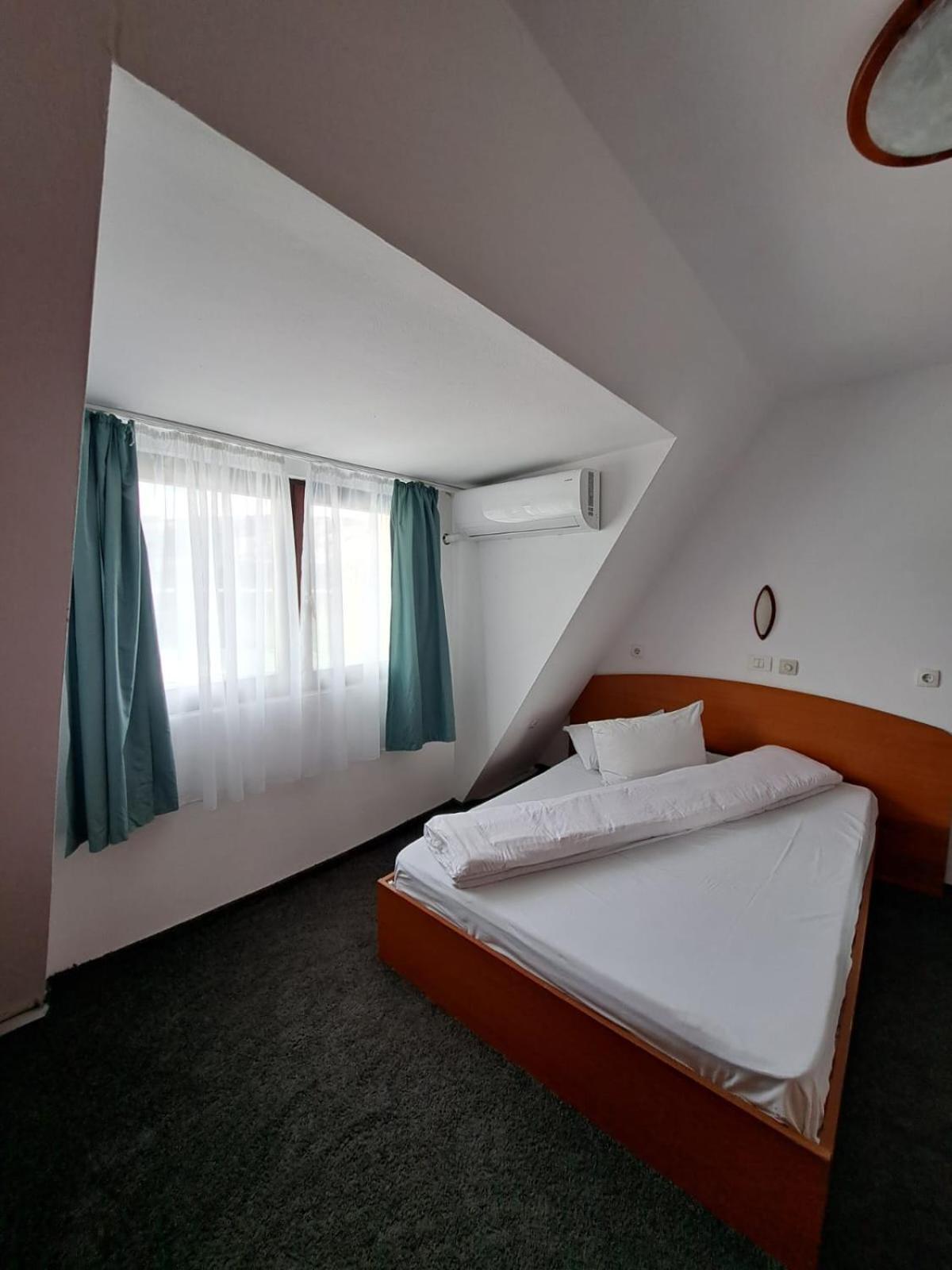 Hotel Pescarus Port Bicaz Exterior foto